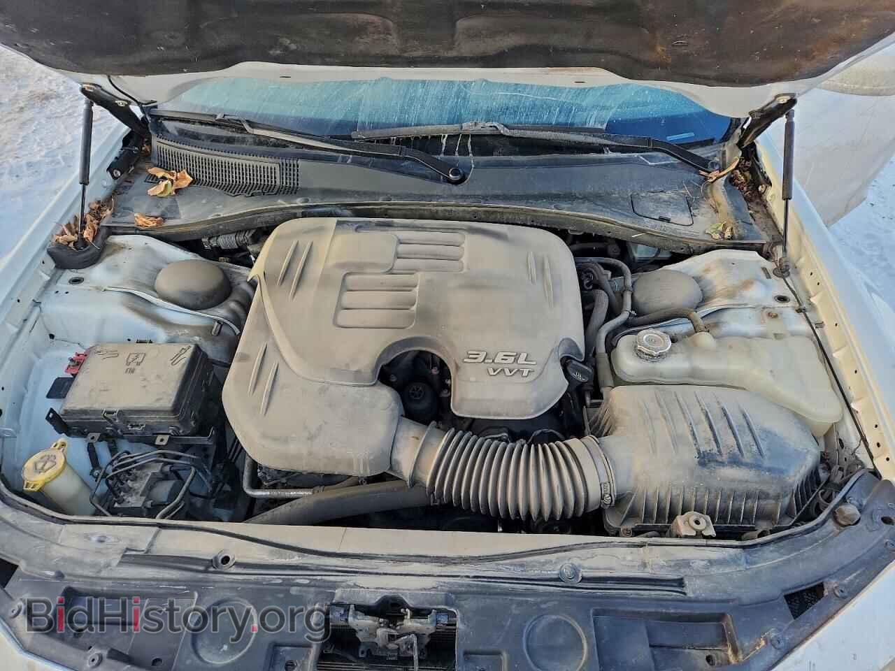 2016 CHRYSLER 300 - VIN: 2C3CCAGG4GH238909 - Фото 11