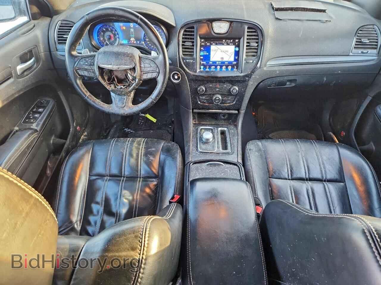 2016 CHRYSLER 300 - VIN: 2C3CCAGG4GH238909 - Фото 8