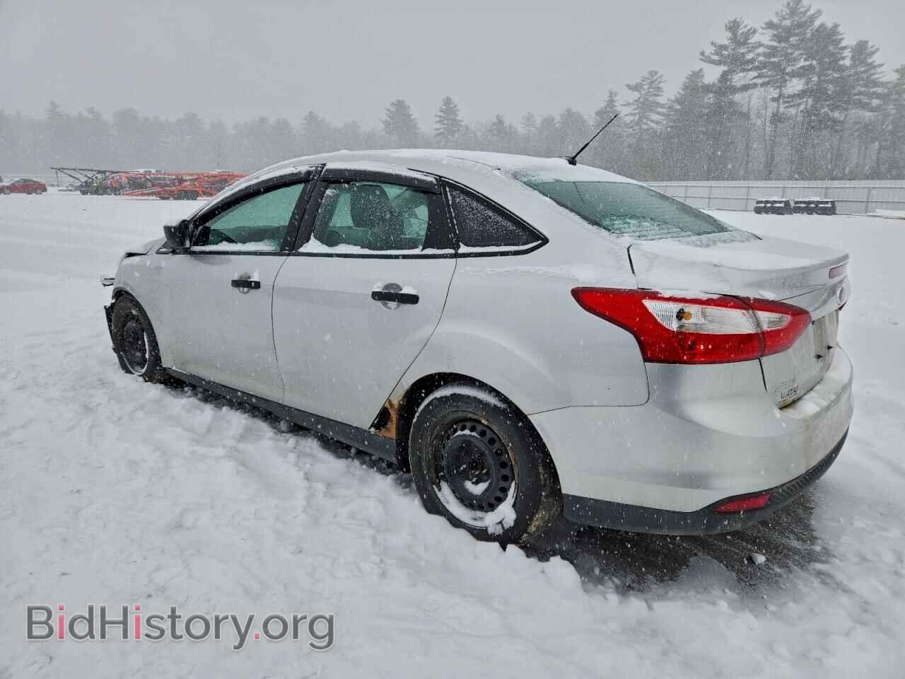 2012 FORD FOCUS - VIN: 1FAHP3E26CL351403 - Фото 2