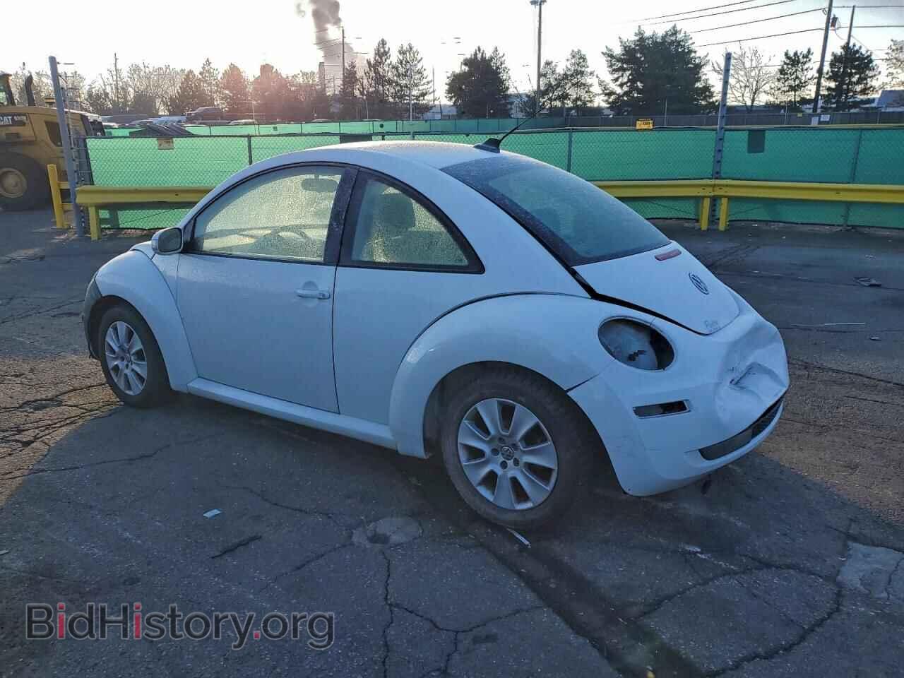 2009 VOLKSWAGEN BEETLE - VIN: 3VWPG31C79M511667 - Photo 2