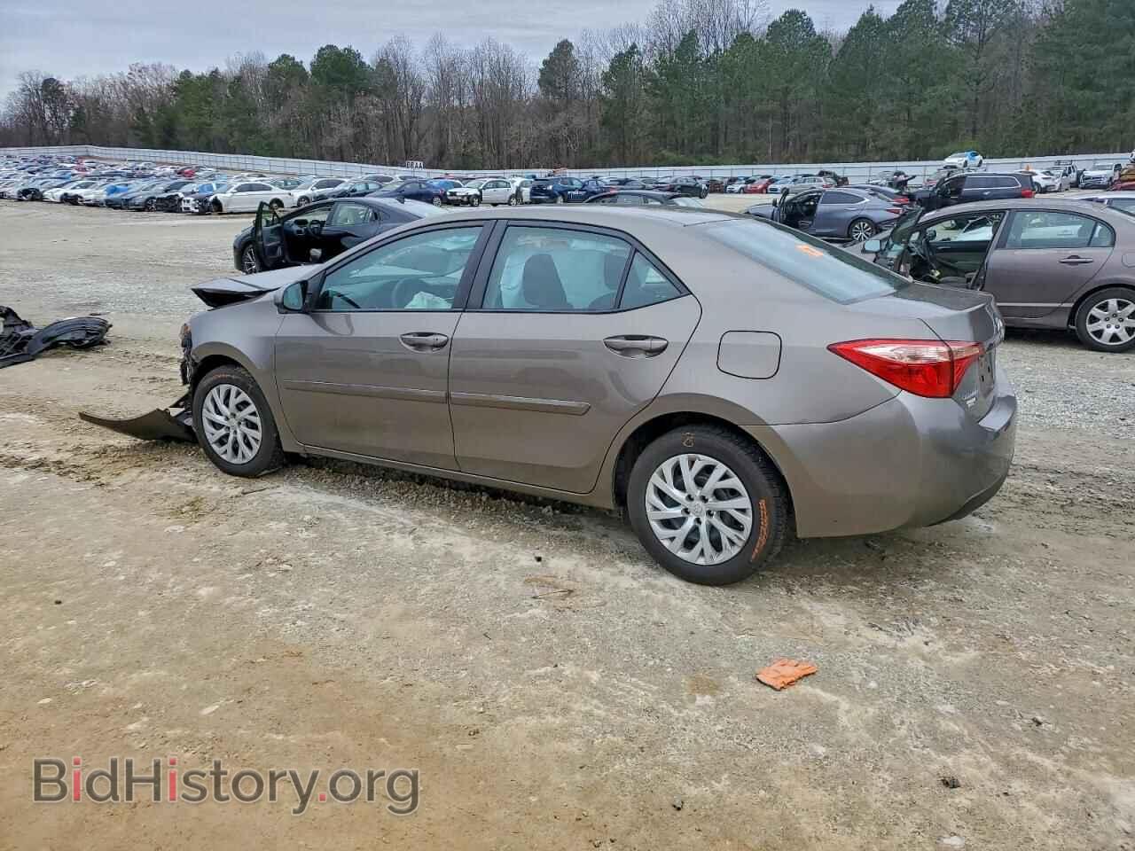 2018 TOYOTA COROLLA - VIN: 5YFBURHEXJP807165 - Фото 2