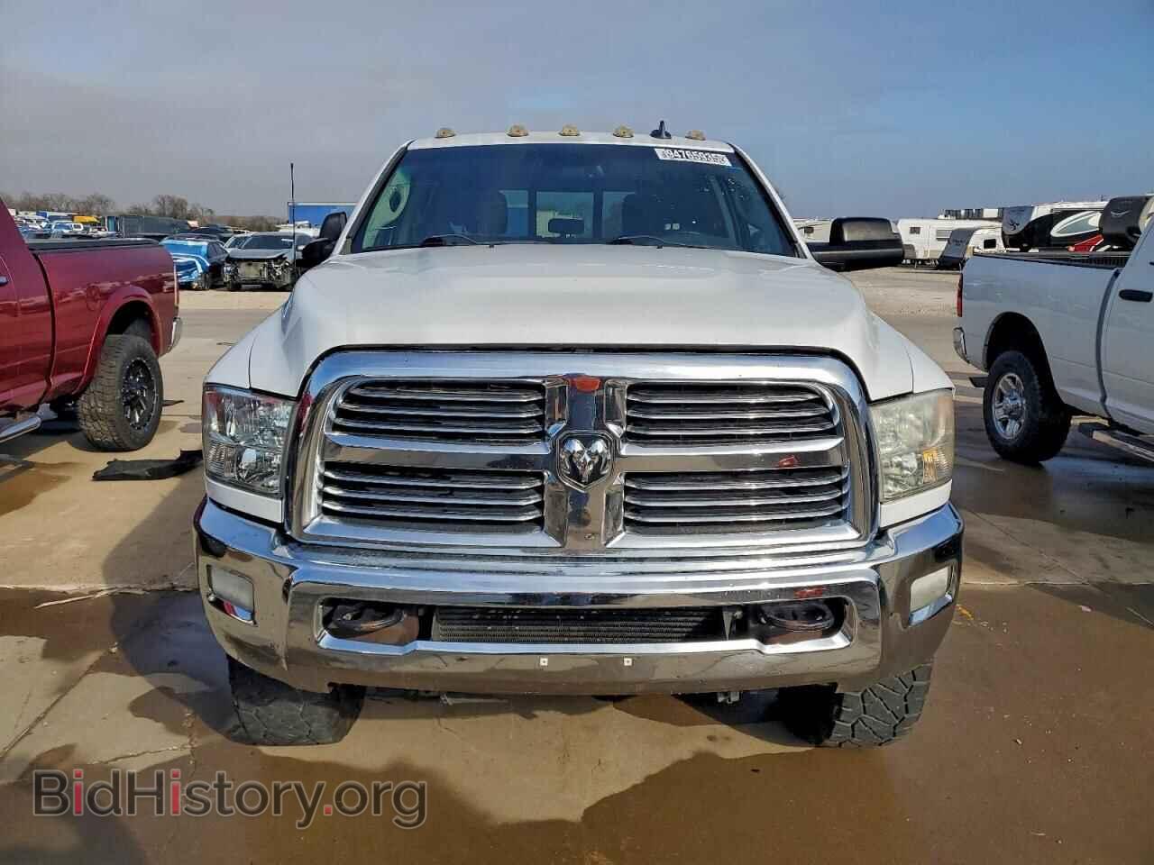 2015 RAM All Models - VIN: 3C6UR5DL3FG664734 - Photo 5