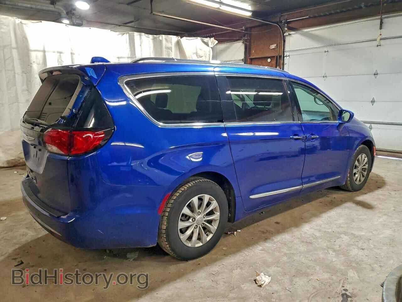 2018 CHRYSLER PACIFICA - VIN: 2C4RC1BG3JR234073 - Фото 3