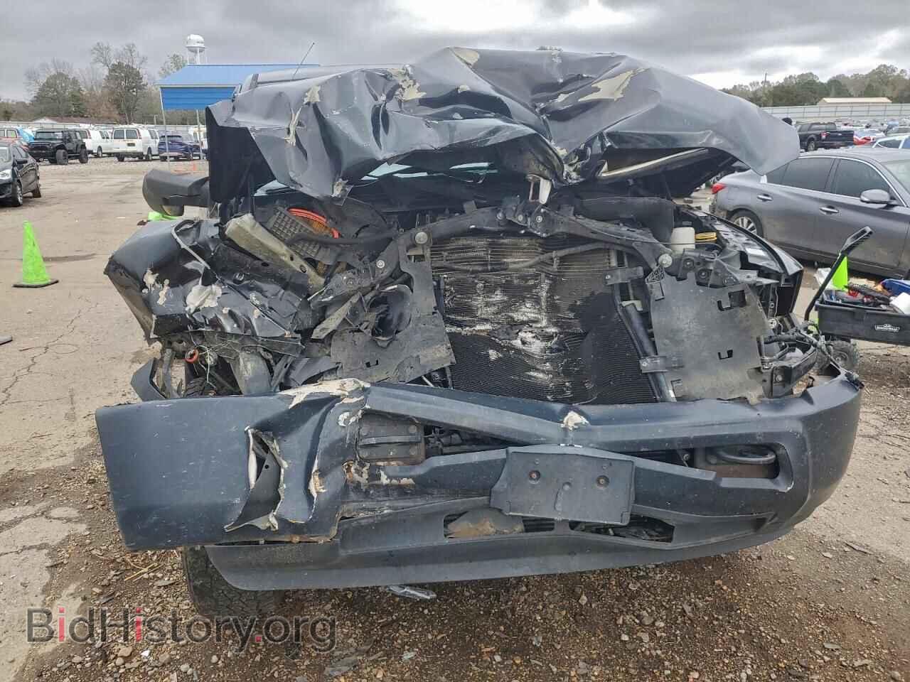 2018 RAM All Models - VIN: 3C6UR5CL4JG365800 - Photo 5