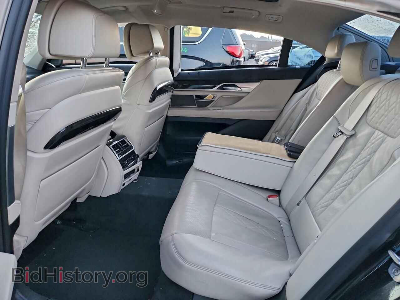 2016 BMW 7 SERIES - VIN: WBA7E2C55GG738488 - Фото 10