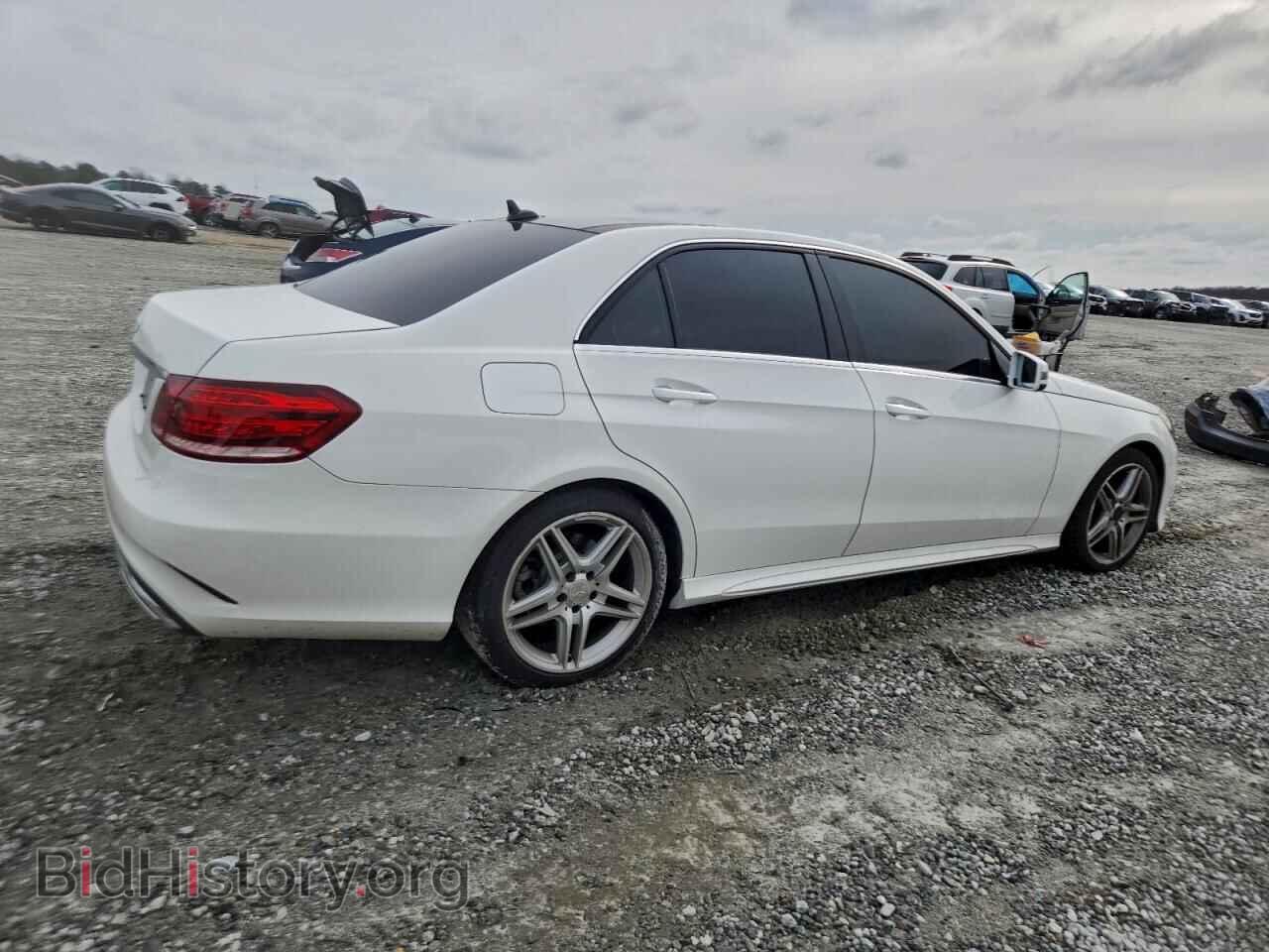 2014 MERCEDES-BENZ E-CLASS - VIN: WDDHF5KB9EA874951 - Фото 3