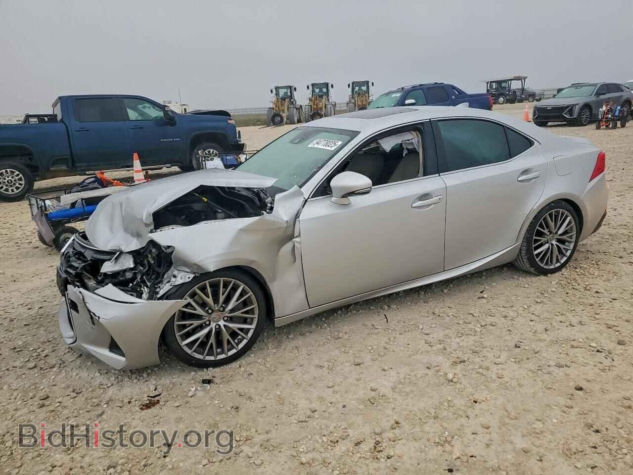 Photo JTHBA1D24H5048332 - LEXUS IS 2017