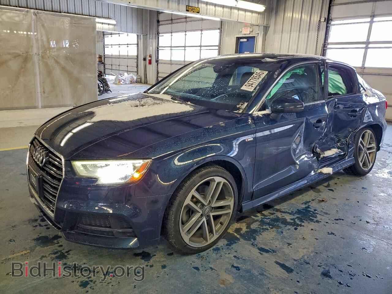 Фотография WAUGUGFF4H1044030 - AUDI A3 2017