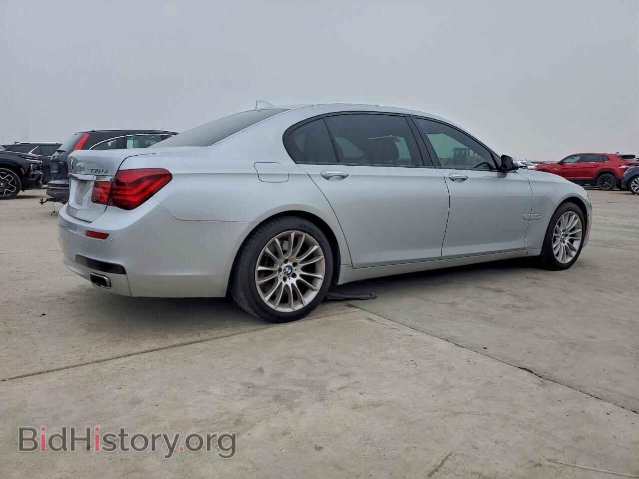 2015 BMW 7 SERIES - VIN: WBAYE8C50FD780834 - Фото 3