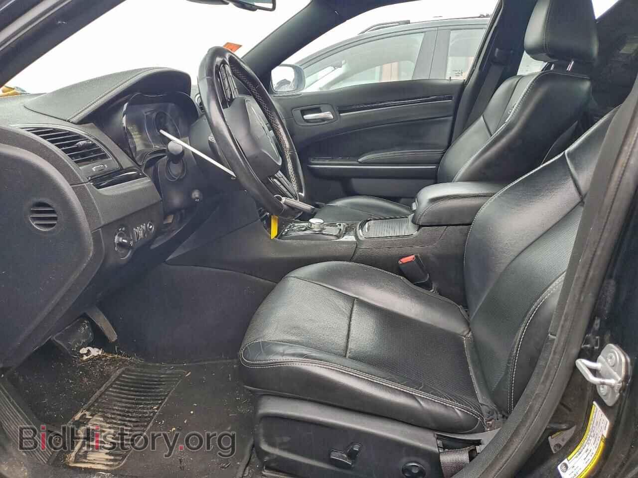 2019 CHRYSLER 300 - VIN: 2C3CCABG9KH548442 - Фото 7