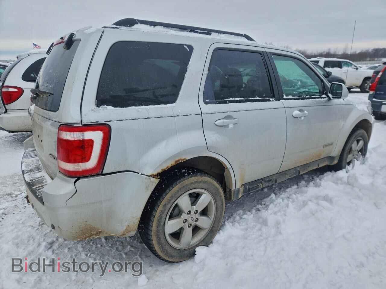 2008 FORD ESCAPE - VIN: 1FMCU94158KC79966 - Фото 3