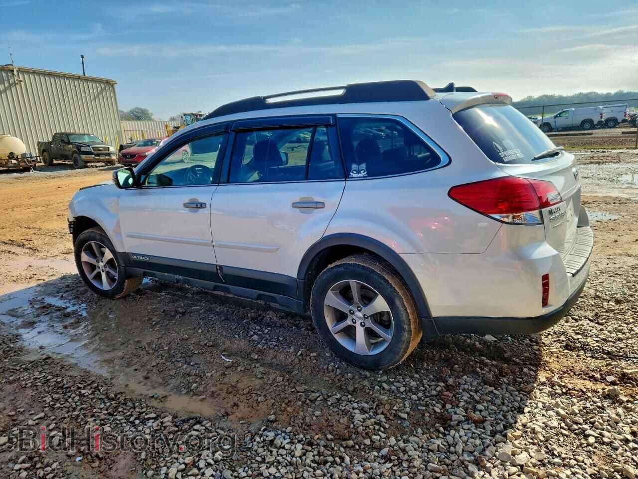 2014 SUBARU OUTBACK - VIN: 4S4BRBPC8E3324907 - Фото 2