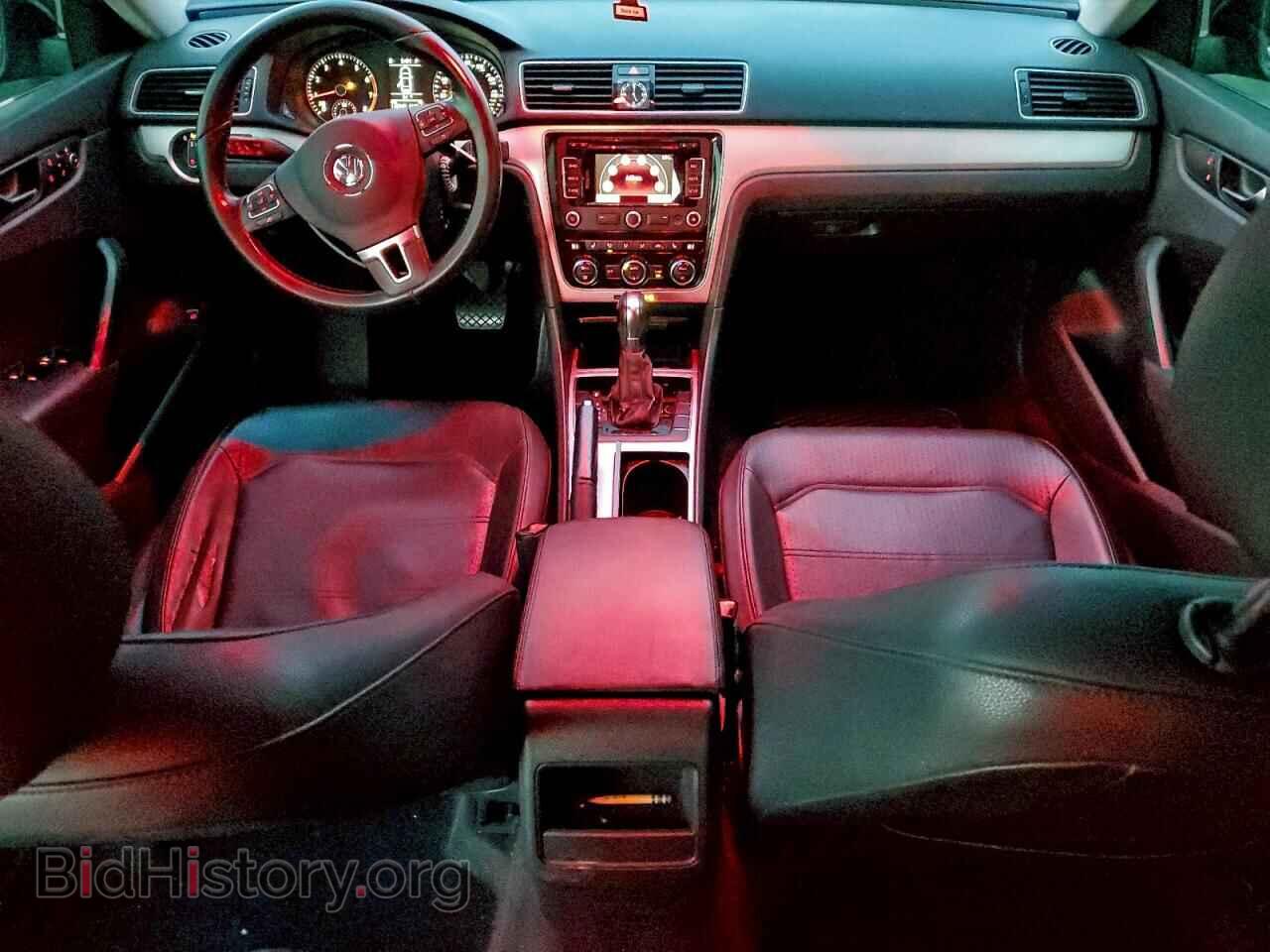 2012 VOLKSWAGEN PASSAT - VIN: 1VWBP7A33CC007160 - Фото 8