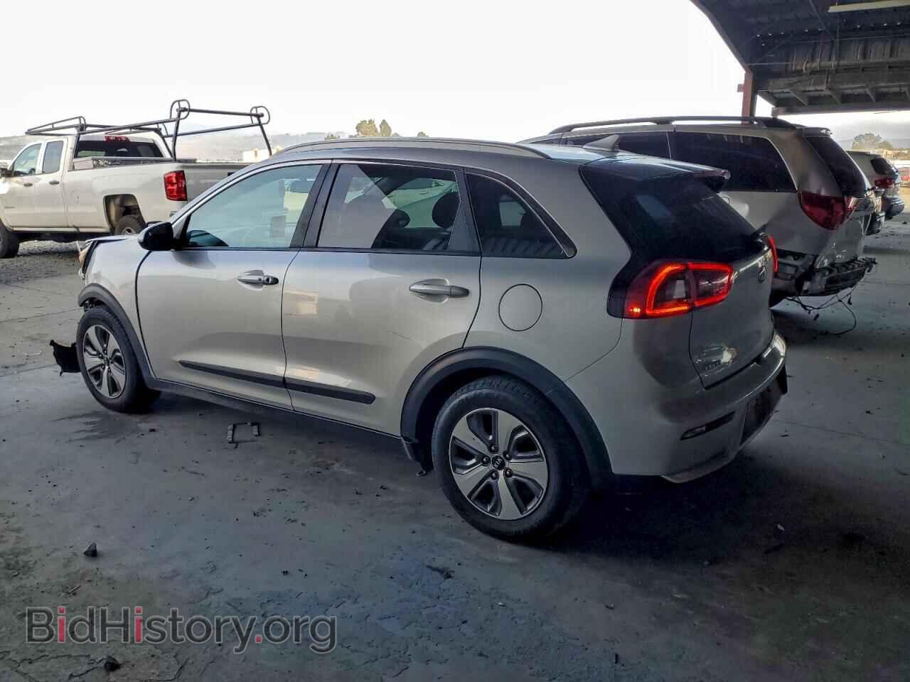 2018 KIA NIRO - VIN: KNDCB3LC4J5169604 - Фото 2