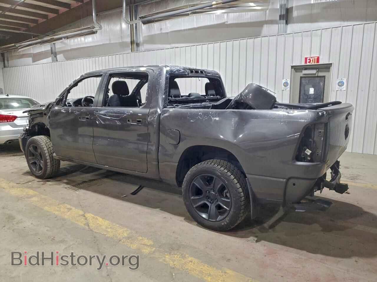 2021 RAM 1500 - VIN: 1C6SRFFT2MN588194 - Фото 2