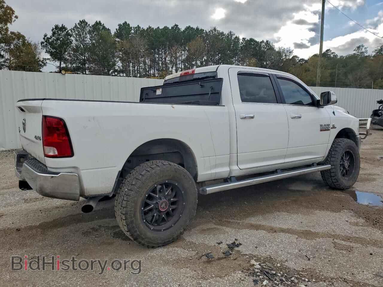 2018 RAM All Models - VIN: 3C6UR5DL2JG358777 - Фото 3