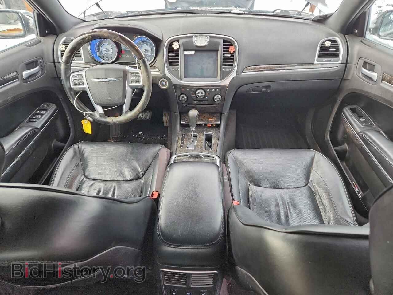 2011 CHRYSLER 300 - VIN: 2C3CA6CT3BH522563 - Фото 8