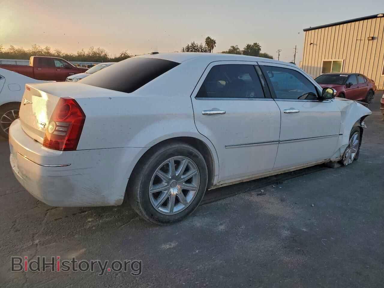 2010 CHRYSLER 300 - VIN: 2C3CA5CV5AH292664 - Фото 3