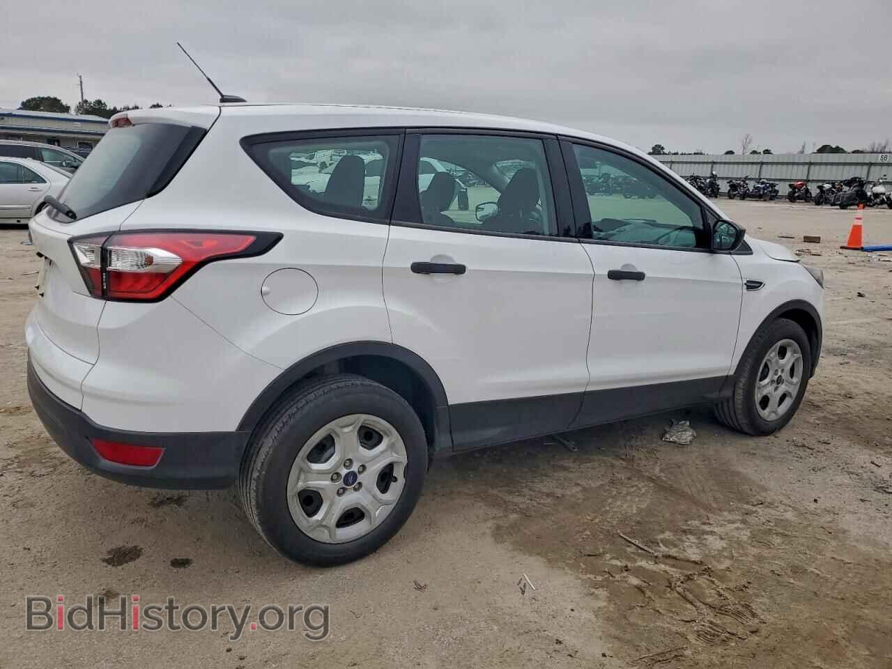 2018 FORD ESCAPE - VIN: 1FMCU0F79JUD32692 - Фото 3
