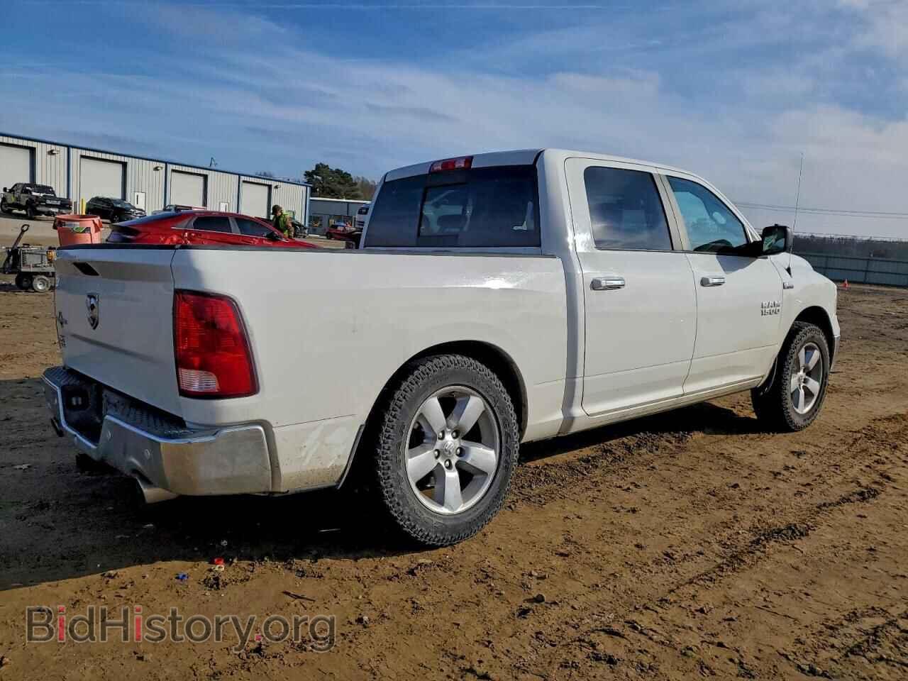 2017 RAM 1500 - VIN: 3C6RR6LT9HG604716 - Фото 3