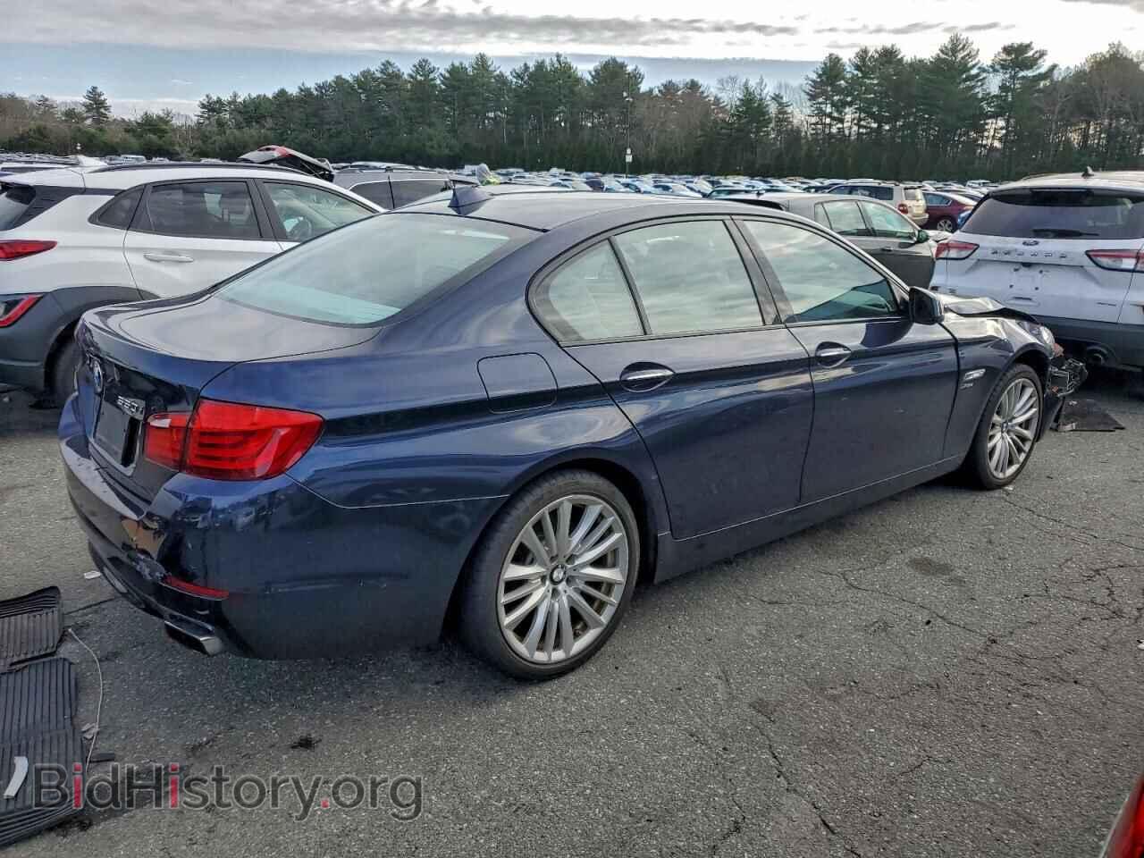 2011 BMW 5 SERIES - VIN: WBAFU9C59BC786745 - Фото 3