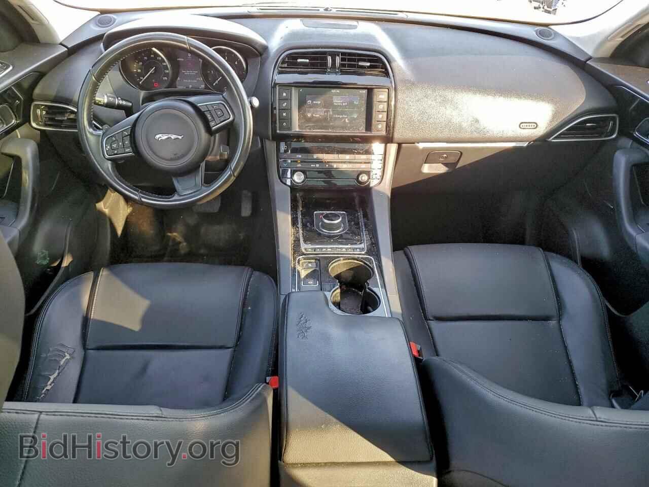 2017 JAGUAR F-PACE - VIN: SADCS2BN1HA094668 - Фото 8