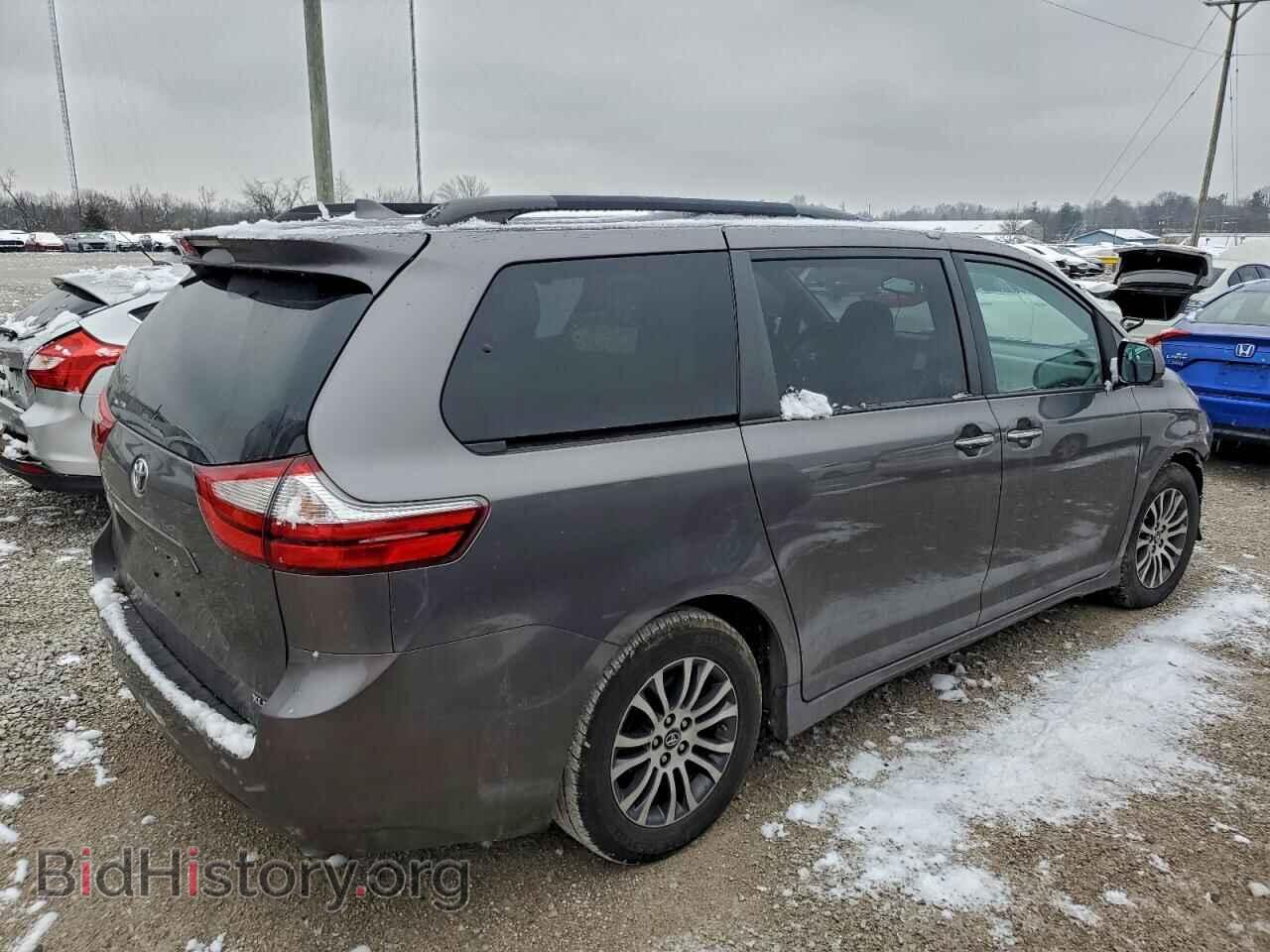 2018 TOYOTA All Models - VIN: 5TDYZ3DC0JS962117 - Фото 3