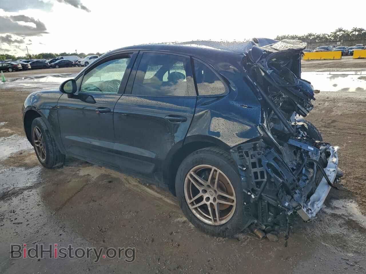 2020 PORSCHE MACAN - VIN: WP1AA2A50LLB01760 - Фото 2