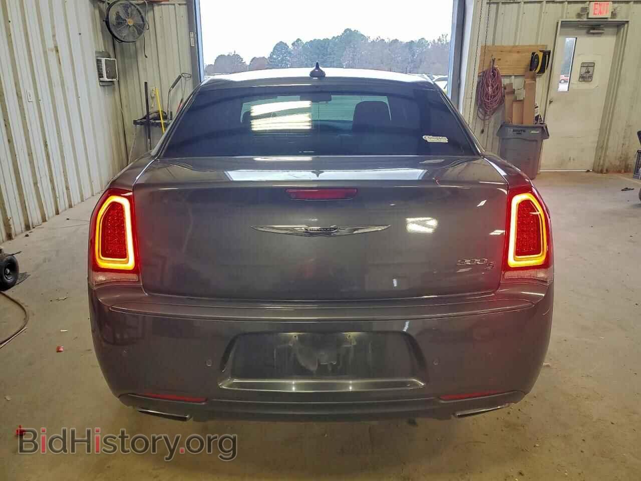 2018 CHRYSLER 300 - VIN: 2C3CCABG4JH137285 - Фото 6