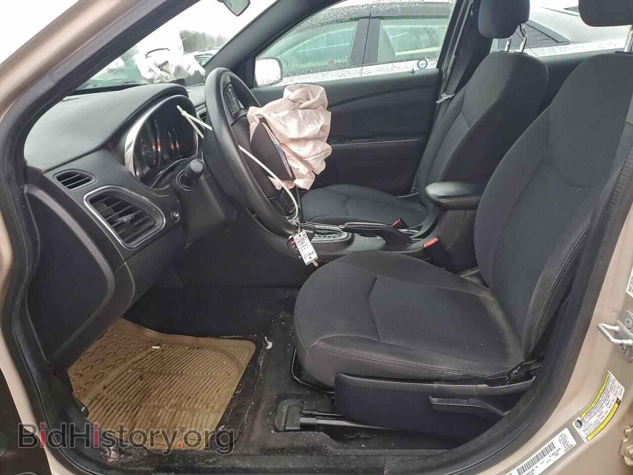 2014 CHRYSLER 200 - VIN: 1C3CCBABXEN131841 - Photo 7