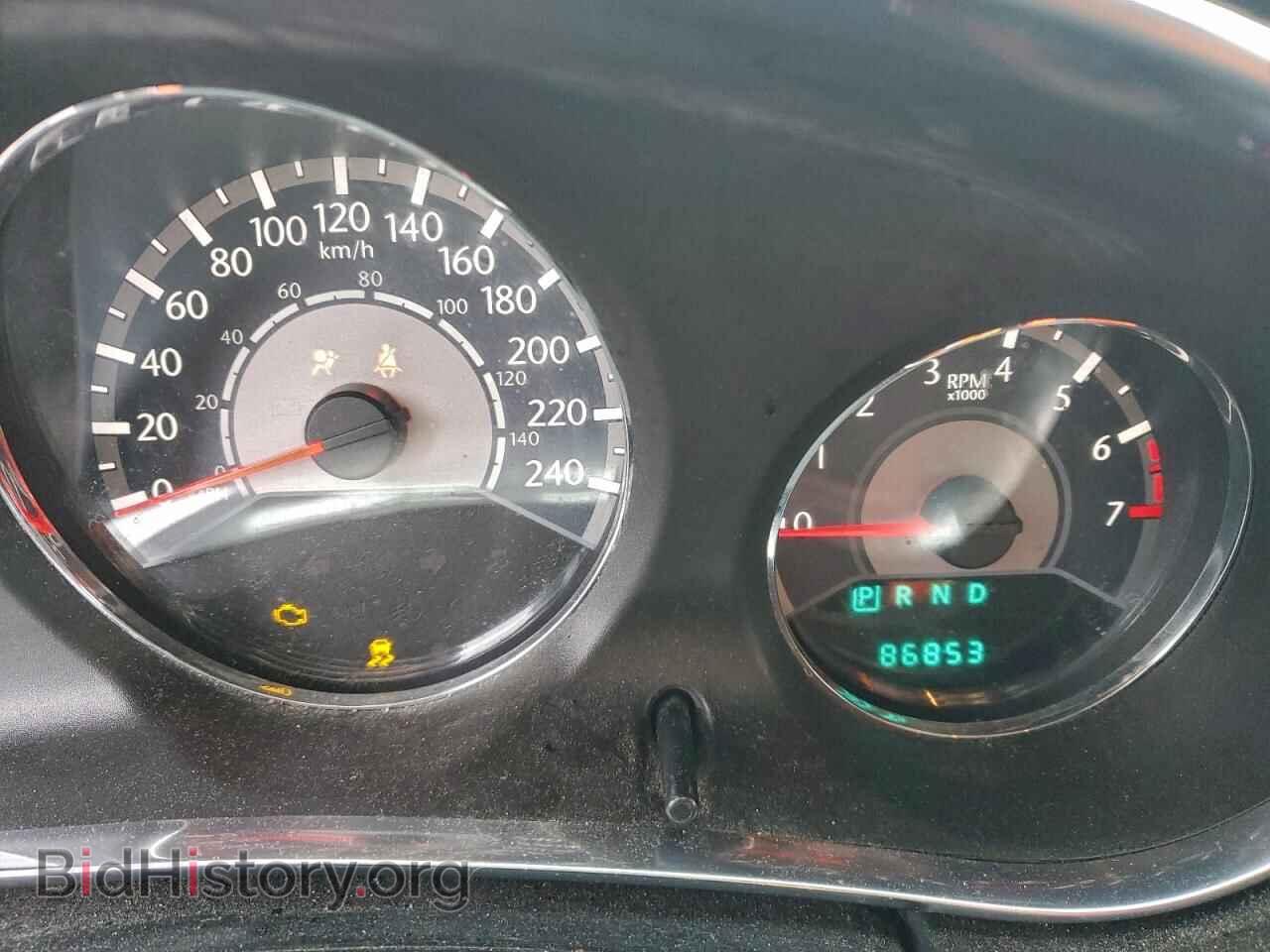 2014 CHRYSLER 200 - VIN: 1C3CCBABXEN131841 - Photo 9