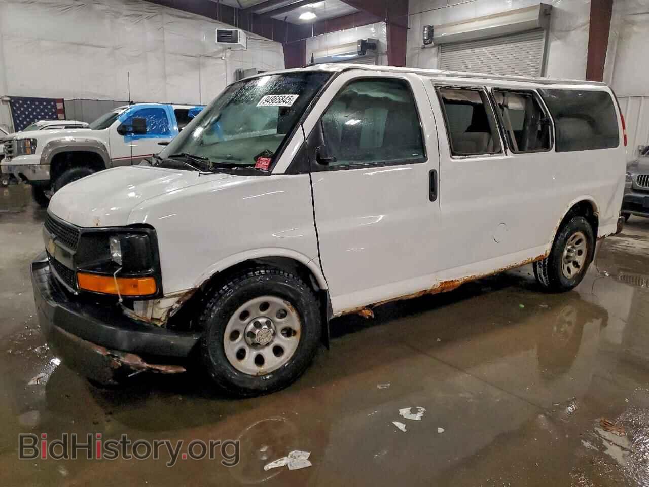 Photo 1GNSHBF4XC1125052 - CHEVROLET EXPRESS 2012