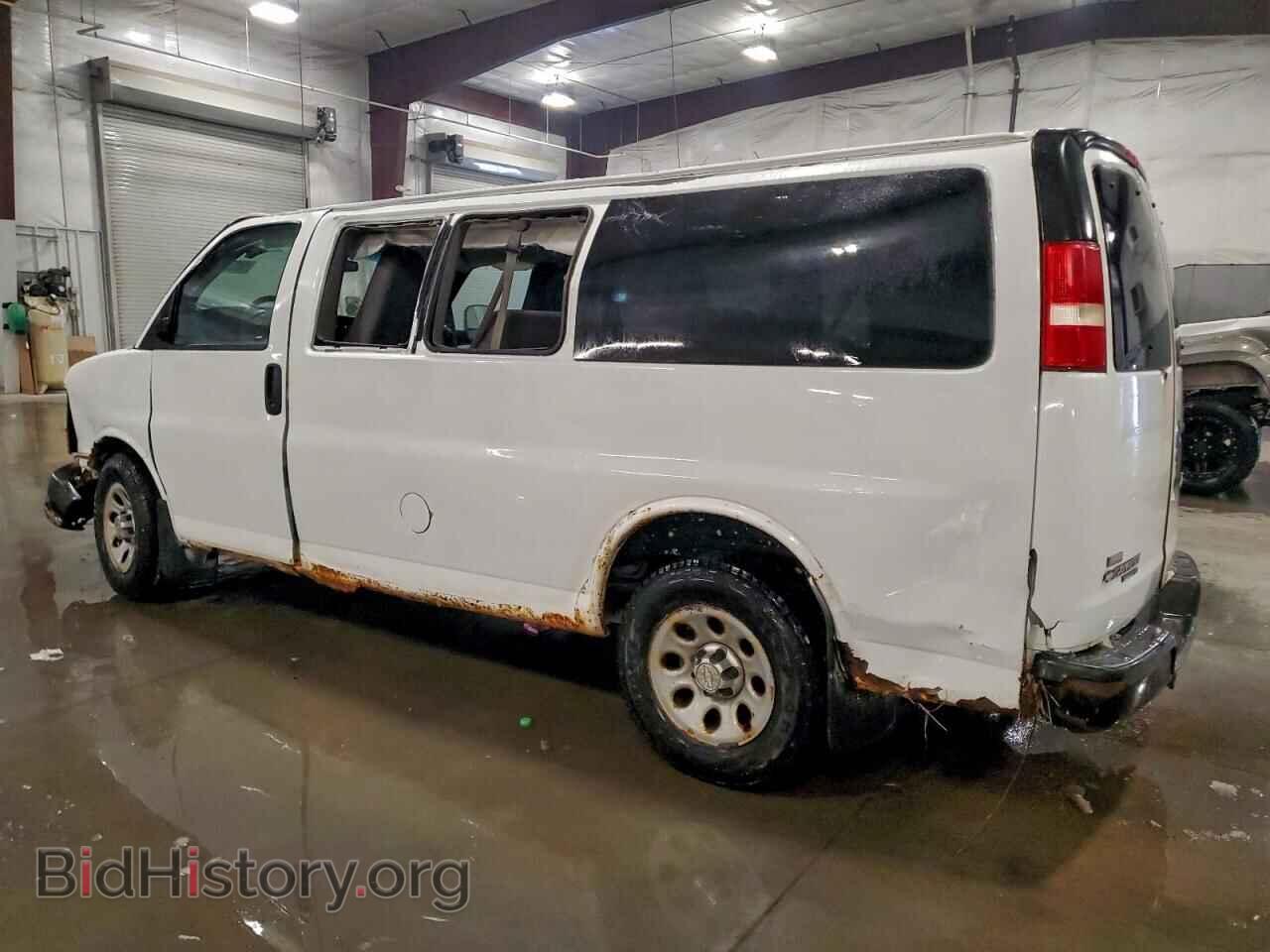 2012 CHEVROLET EXPRESS - VIN: 1GNSHBF4XC1125052 - Photo 2