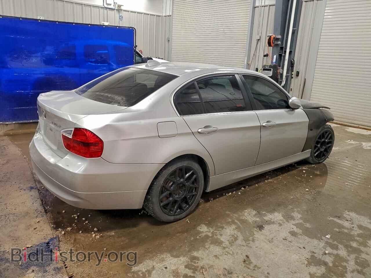 2006 BMW 3 SERIES - VIN: WBAVD33576KV65620 - Фото 3