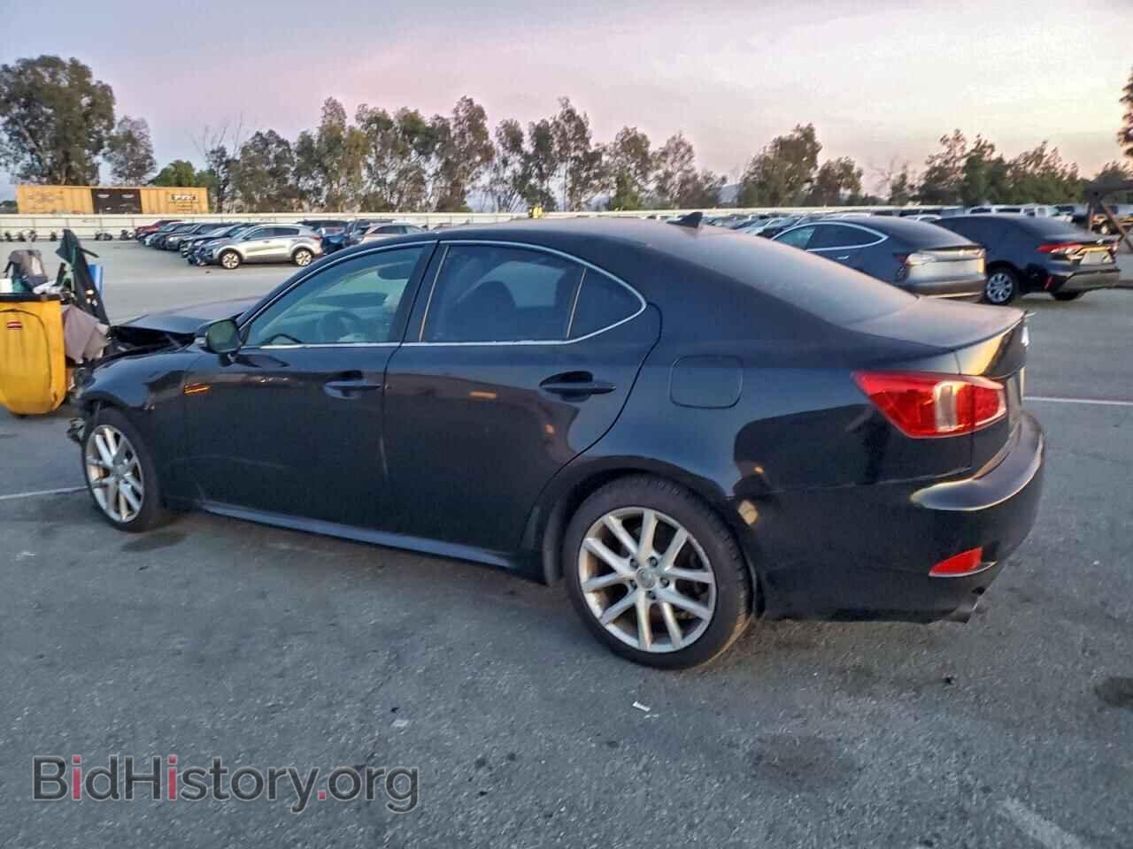 2011 LEXUS IS - VIN: JTHCF5C25B5051794 - Фото 2
