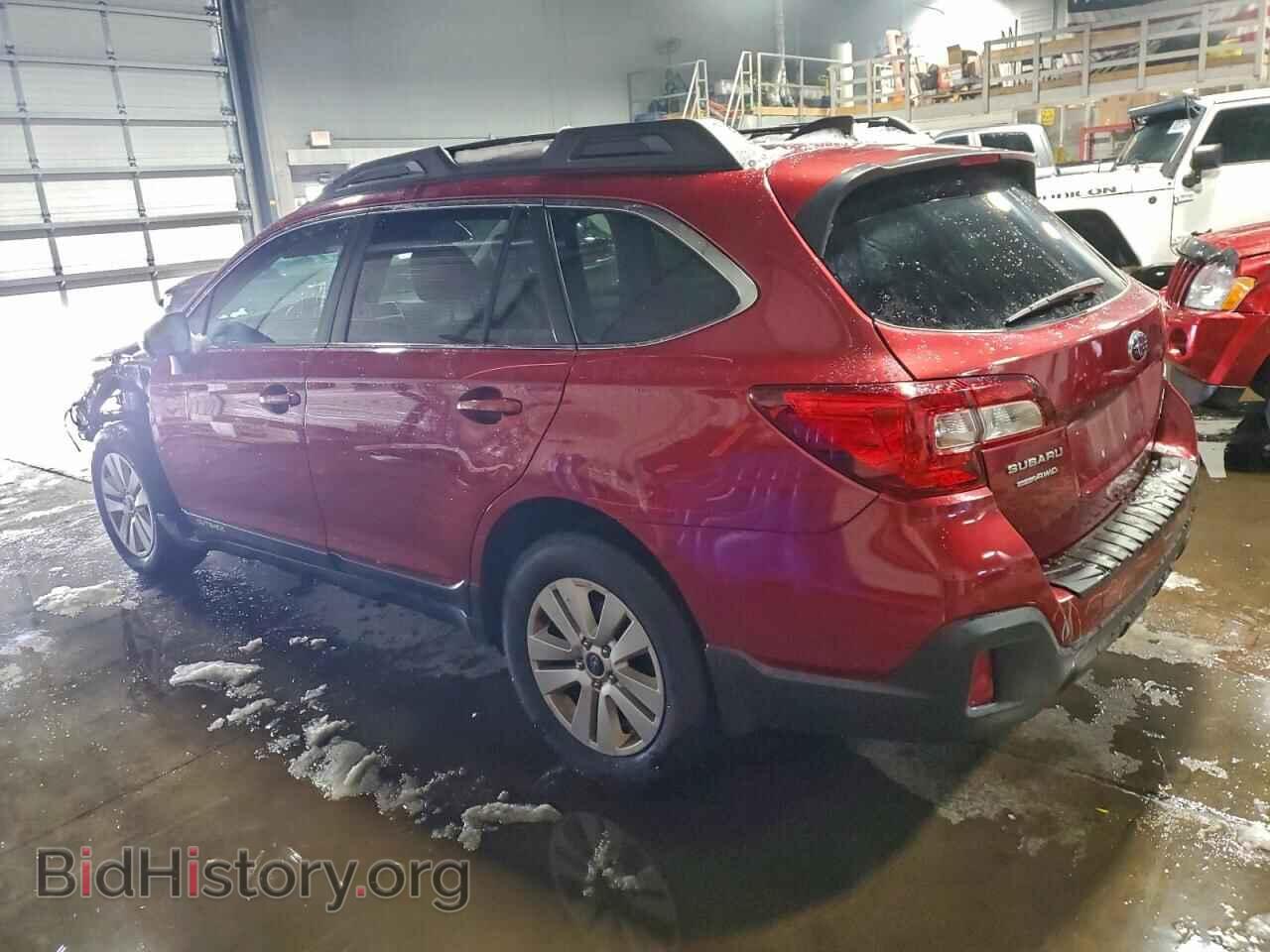 2018 SUBARU OUTBACK - VIN: 4S4BSADC0J3341228 - Фото 2