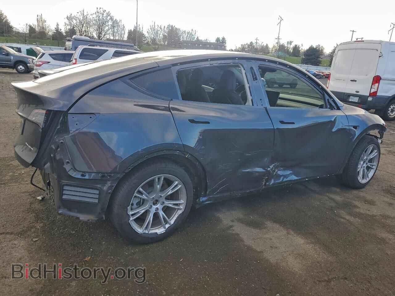 2024 TESLA MODEL Y - VIN: 7SAYGDEE5RF009031 - Photo 3