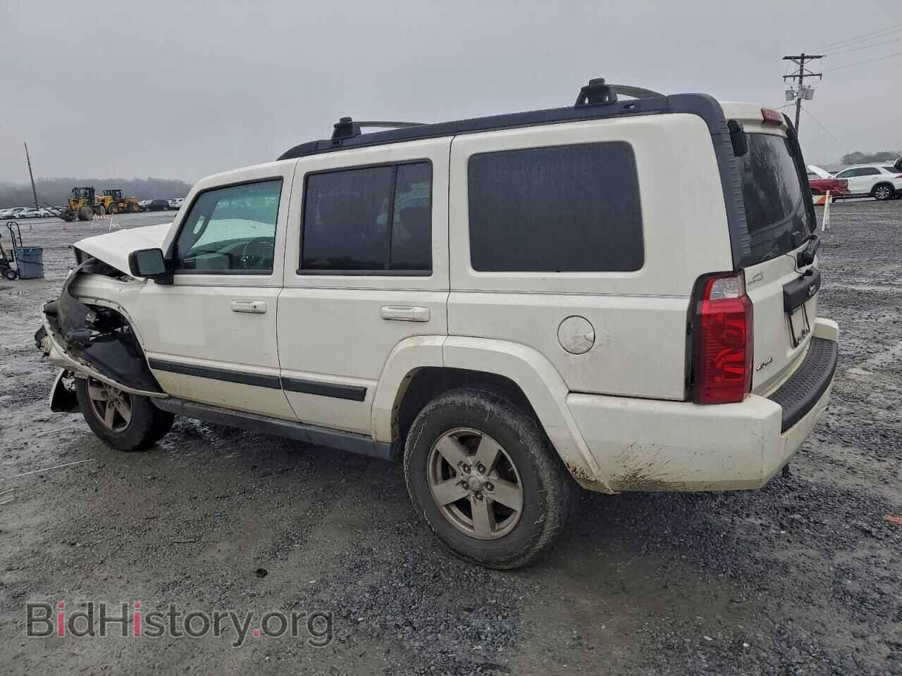 2007 JEEP COMMANDER - VIN: 1J8HG48KX7C661760 - Photo 2