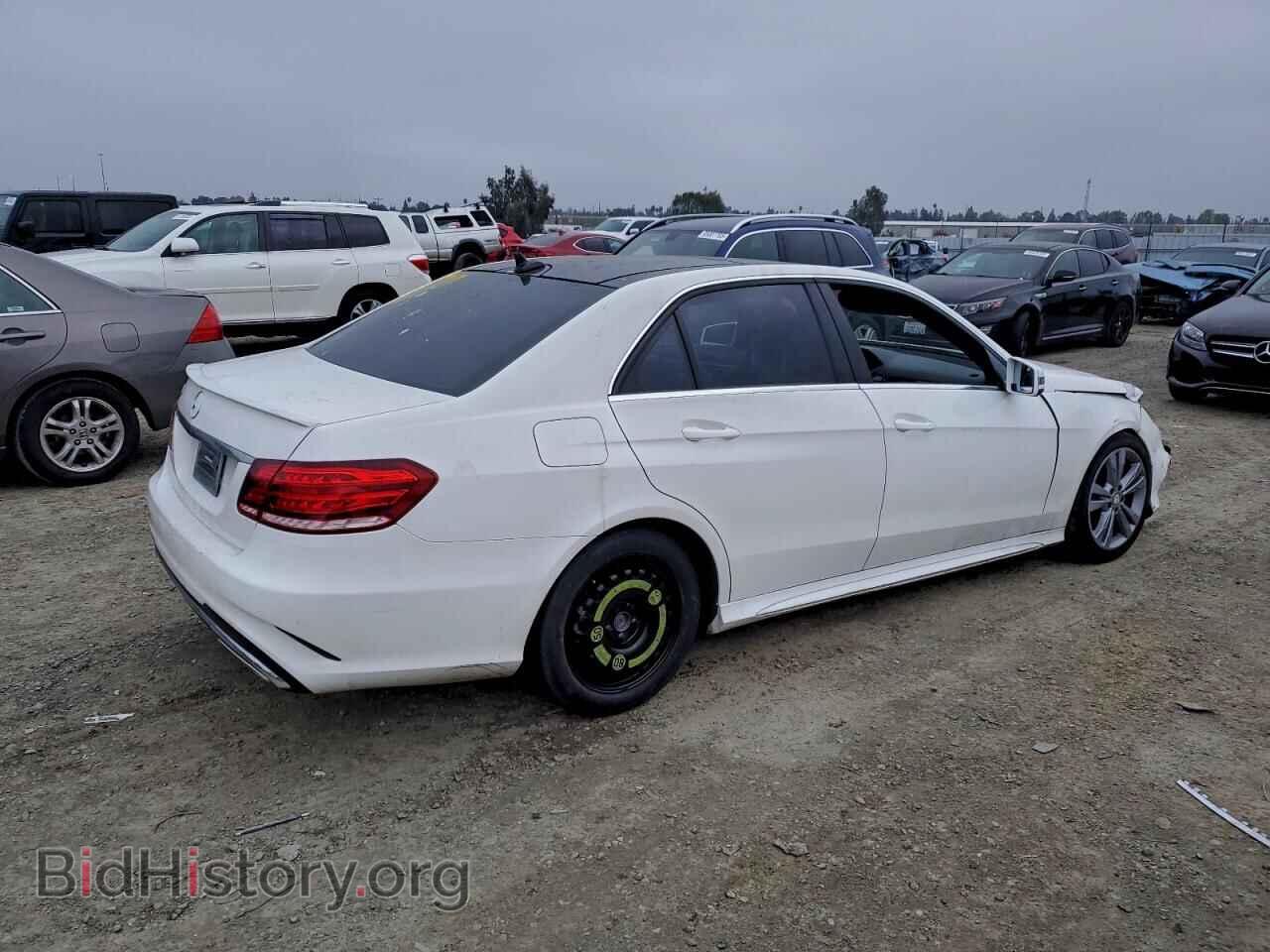 2015 MERCEDES-BENZ E-CLASS - VIN: WDDHF5KB4FB137894 - Фото 3