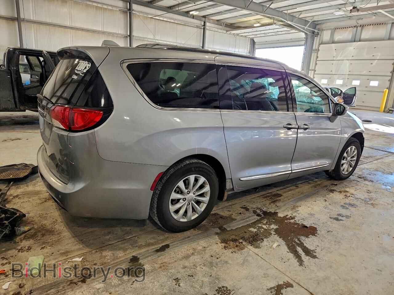 2018 CHRYSLER PACIFICA - VIN: 2C4RC1BG2JR186047 - Фото 3