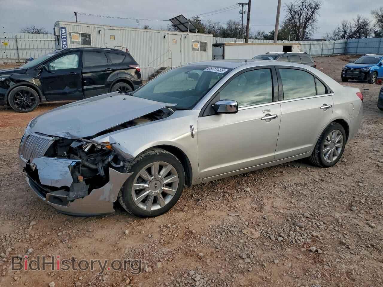 Photo 3LNHL2JC2CR830252 - LINCOLN MKZ 2012