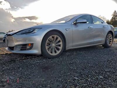 2016 Tesla MODEL S, серебристый — VIN 5YJSA1E22GF157725, Copart