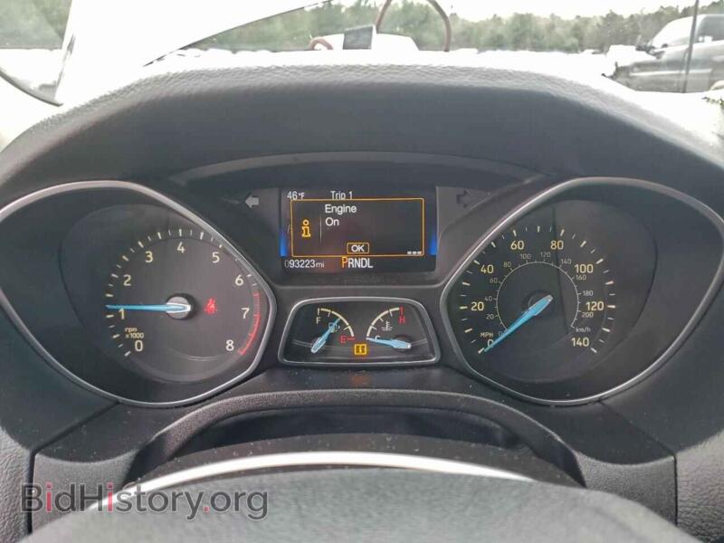 2016 Ford FOCUS (VIN 1FADP3K26GL207181) — photo 9 of 14