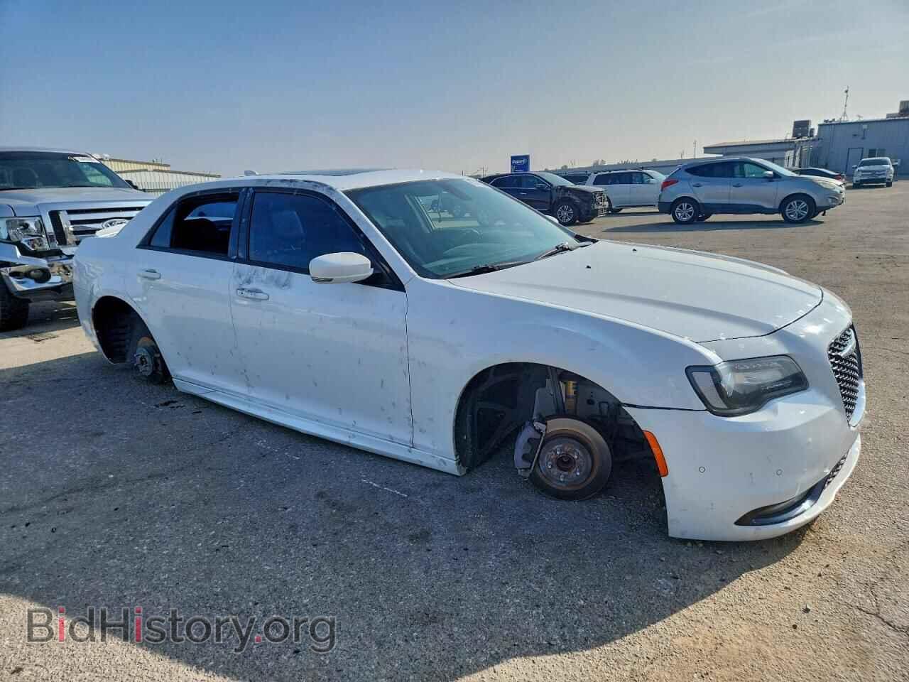 2016 CHRYSLER 300 - VIN: 2C3CCABT2GH208148 - Фото 4