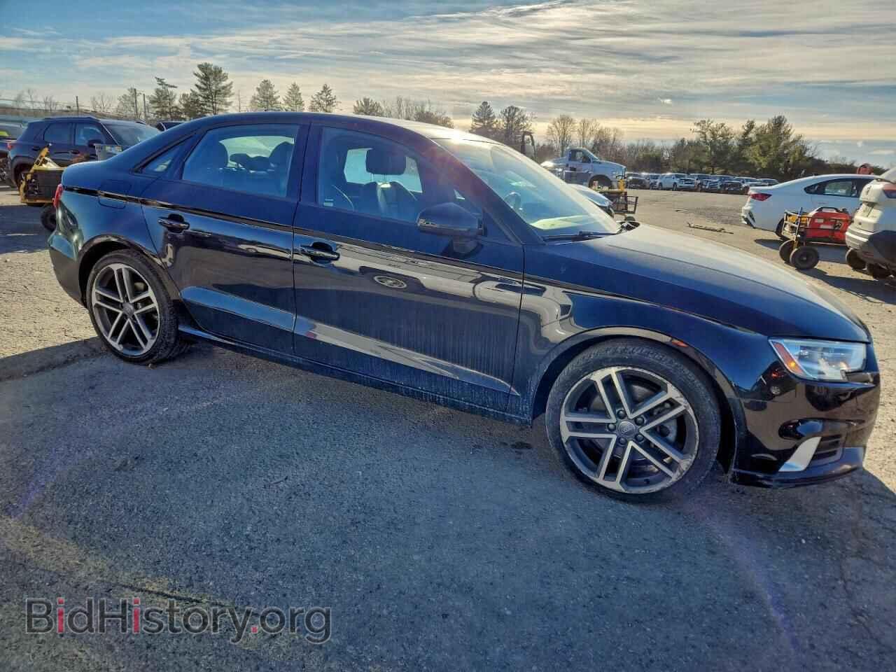 2018 AUDI A3 - VIN: WAUAUGFFXJ1029298 - Фото 4