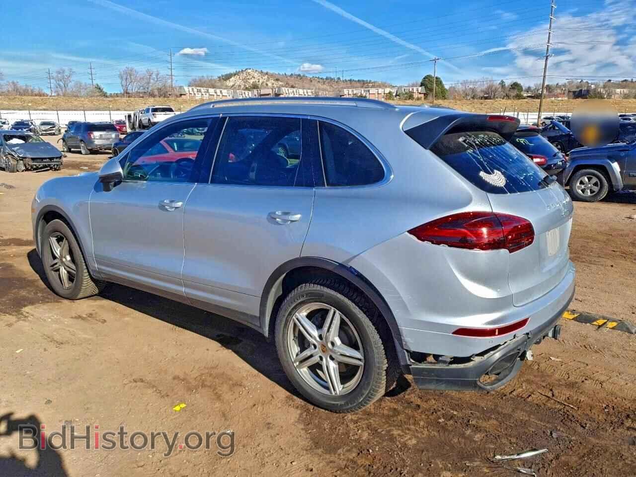 2016 PORSCHE CAYENNE - VIN: WP1AA2A23GLA02975 - Фото 2