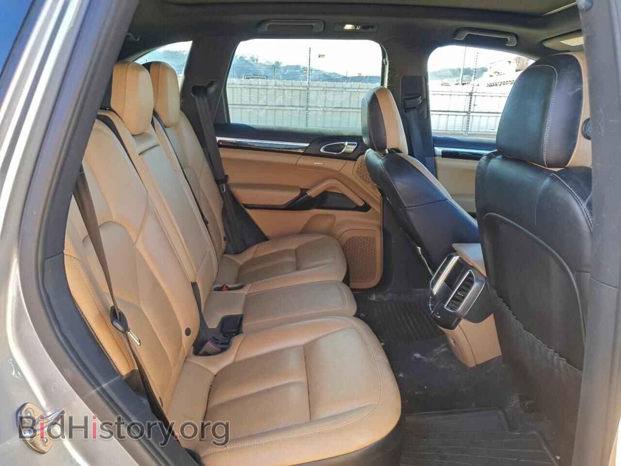 2016 PORSCHE CAYENNE - VIN: WP1AA2A23GLA02975 - Фото 11