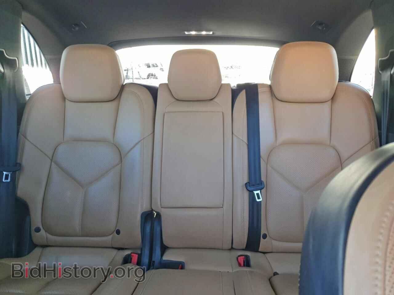 2016 PORSCHE CAYENNE - VIN: WP1AA2A23GLA02975 - Фото 10
