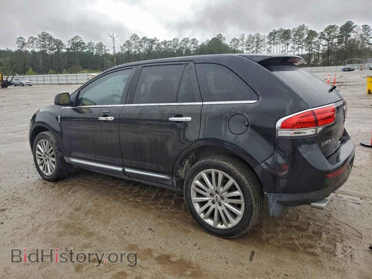 2011 LINCOLN MKX - VIN: 2LMDJ6JK3BBJ16540 - Photo 2
