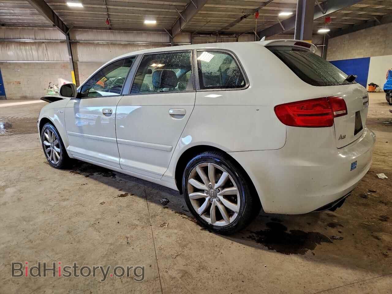 2010 AUDI A3 - VIN: WAUBEAFM3AA110933 - Фото 2